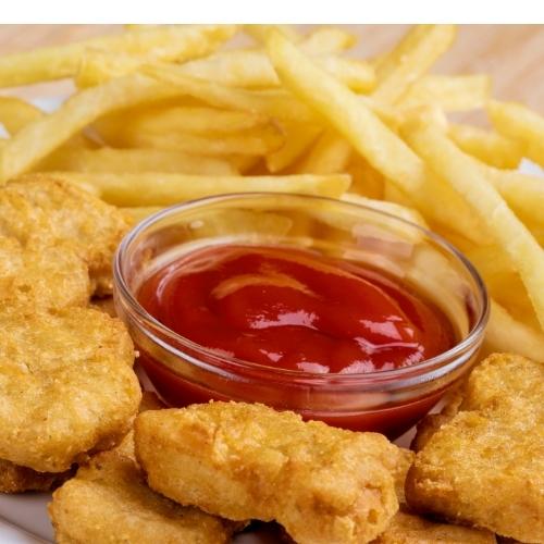 Chicken Nuggets 6 Pcs Chips and Drink